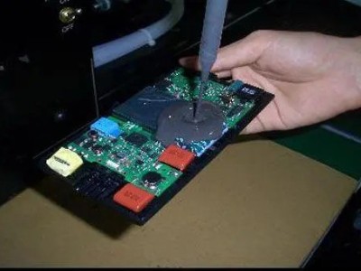 按摩儀提升防水效果用什么灌封膠？聚力牌CPU灌封膠值得信賴！