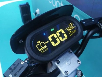 電動車儀表灌封膠水案例，聚力完美精湛技術解決粘接難題