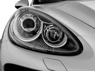 車燈粘接遇到難題？看聚力灌封膠專業為您解決