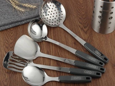 硅膠粘金屬膠水案例，聚厲牌這款硅膠粘金屬膠水抗震動柔韌性好