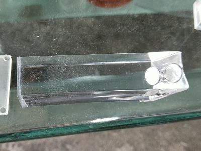 亞克力粘接膠水，選用聚力塑料UV膠水高透明粘接力好