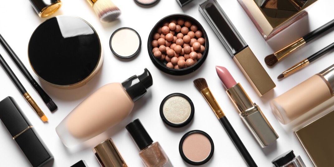 聚力PP塑料膠水通過FDA認(rèn)證適用于化妝品容器。