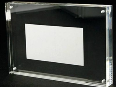 聚力UV膠水用于亞克力材質工藝品粘接案例