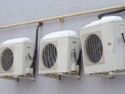 戶外空調如何提升防水性呢？聚力牌防水絕緣膠專注解決線路防水問題！