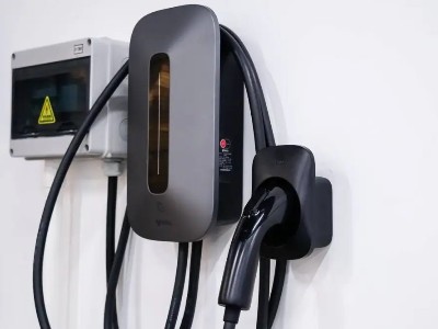 聚力高溫密封膠，用于充電樁生產，有效解決漏電問題