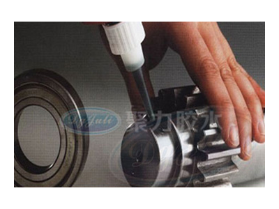 聚厲牌高強度螺紋密封膠水符合環保標準耐油污抗老化特點