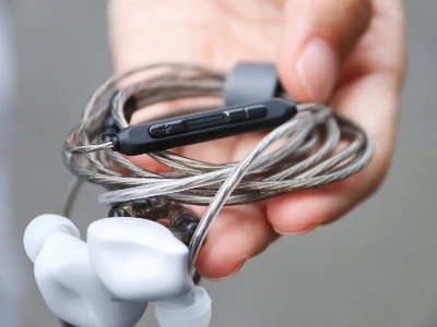 聚力電子膠符合標準，力助數碼電子廠改良制造工藝