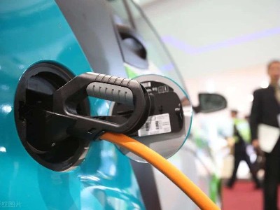 聚力牌密封膠在新能源領(lǐng)域再創(chuàng)佳績，為產(chǎn)品解決密封防水絕緣問題！