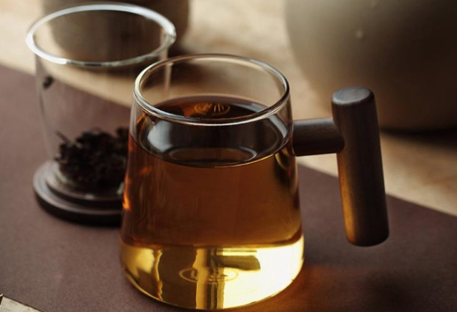 玻璃粘木頭用什么膠水？